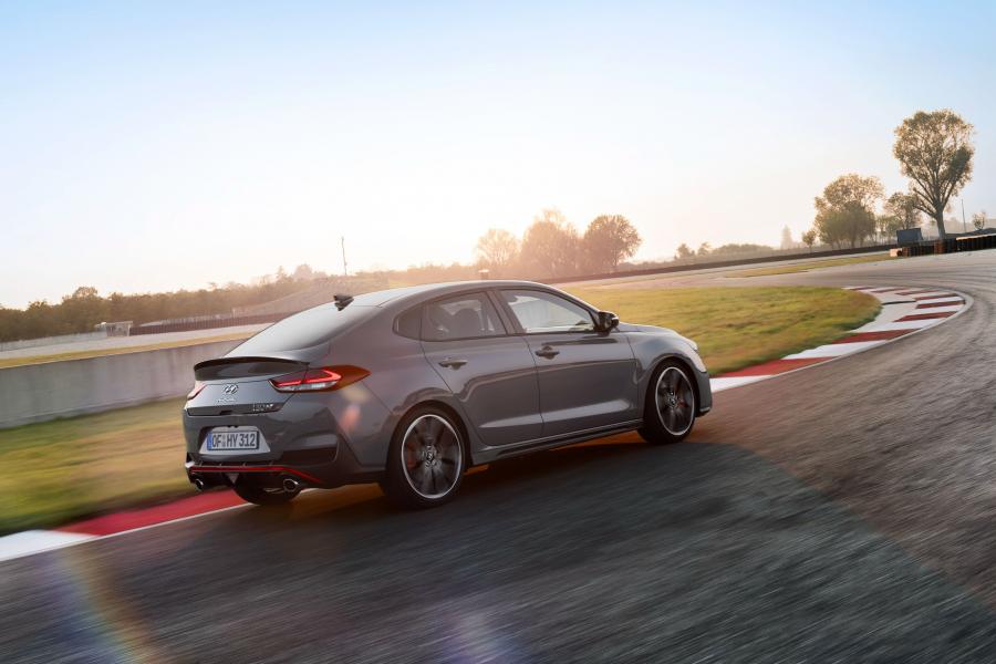  Hyundai i30 Fastback N (PD) 2018 года  (WW) (фото 20 из 40)